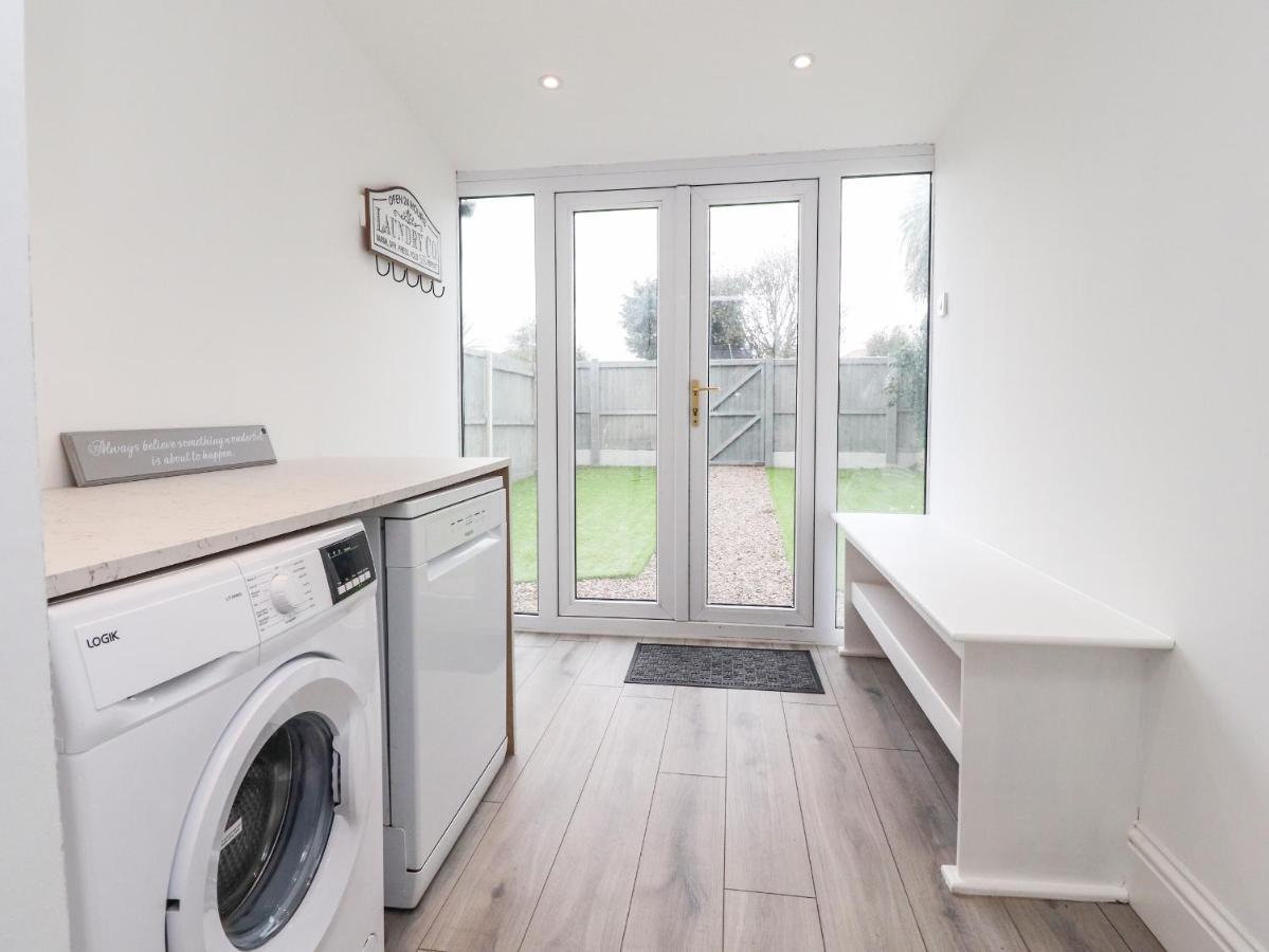 37 Nutter Road Villa Cleveleys Exteriör bild